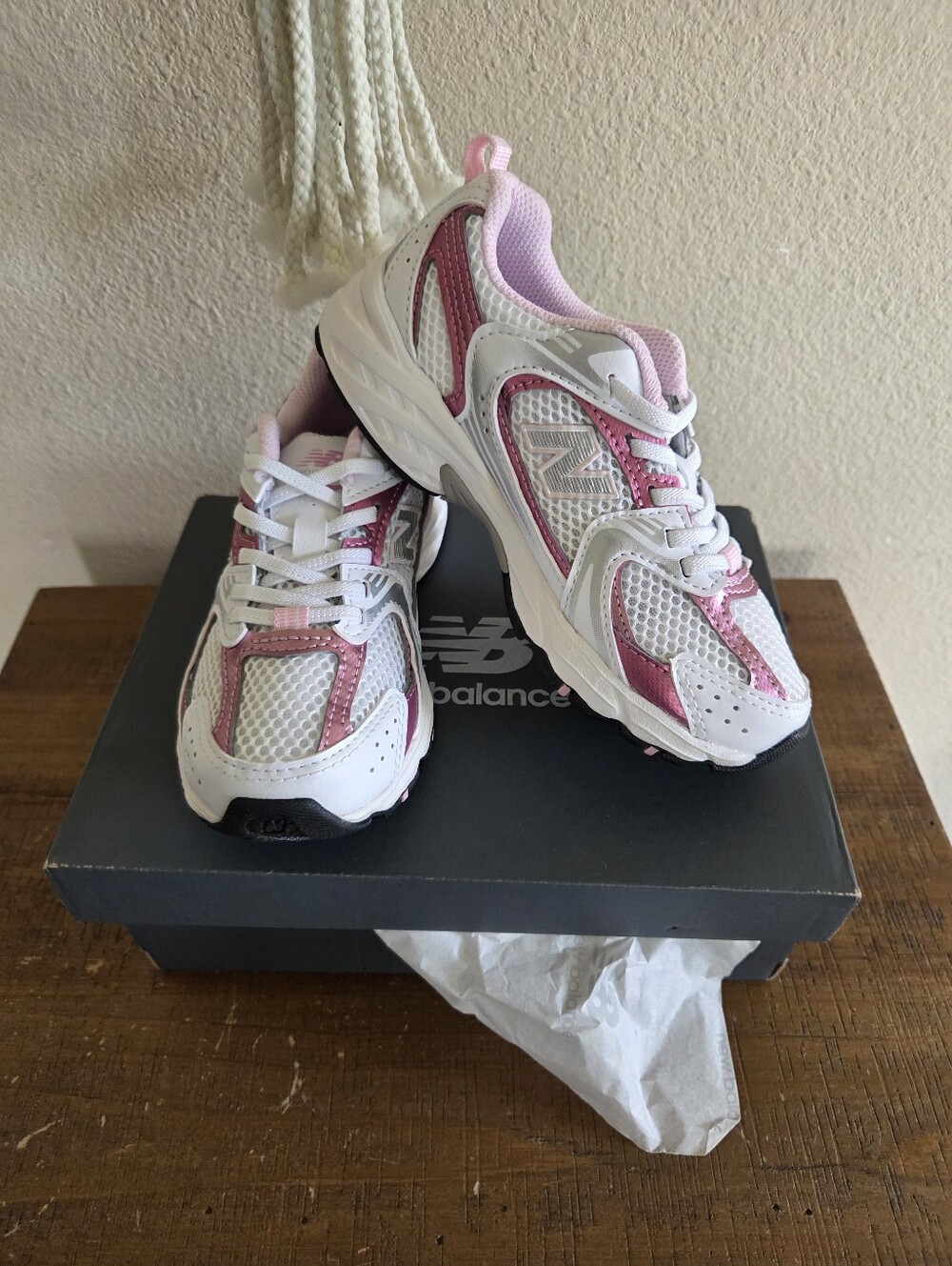 New Balance Girls Pink Preschool 530 Size 12 NWT